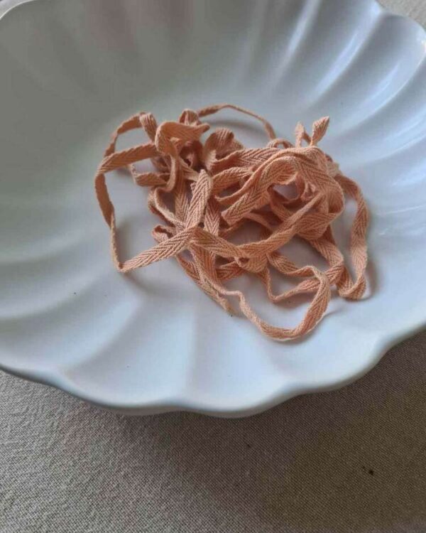 HOF - Twill tape coloris Cheese Ball 13 mm
