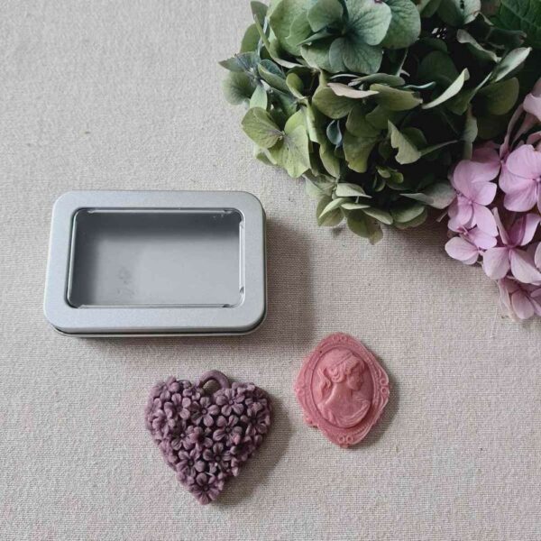 LCF - Boite métal Coeur fleuri & Camée