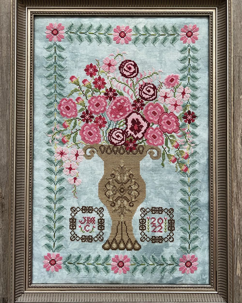 280421487_10160517321356414_6944772967844771191_n_ml Rosewood Manor - Tickled pink – Image 1