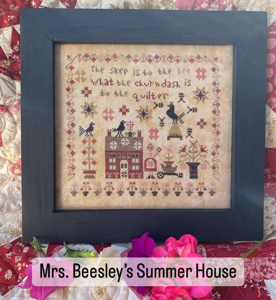 301941021_398491319079635_181910162016130069_n_ml Pansy patch quilts and stitchery - Mrs Beesley's summer house – Image 1