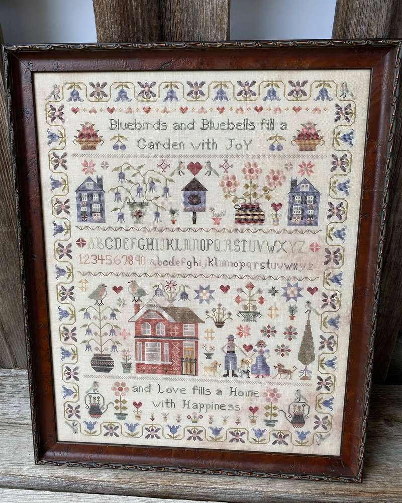 315147962_454243456837754_8218879537990556464_n_ml Pansy Patch Quilts and Stitchery - Bluebirds And Bluebells Sampler And Smalls – Image 1