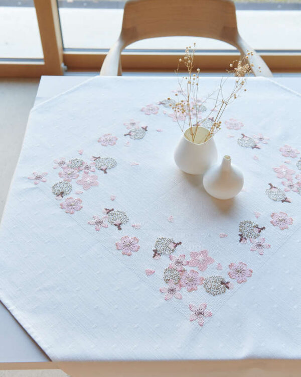 Rico Design - Nappe Blanche Points Blanc 16248.50.21 (178)