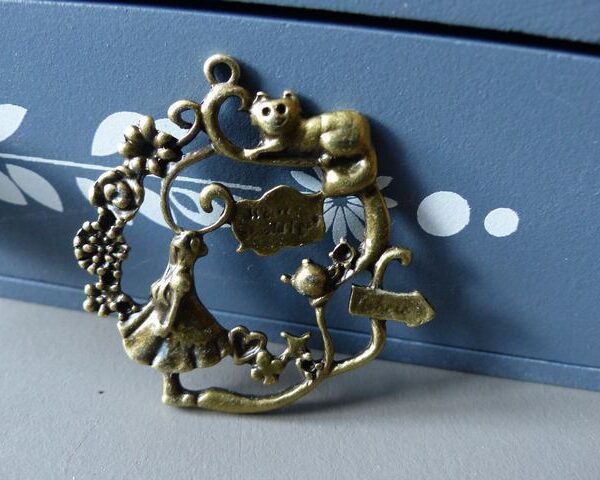 Pendentif Bronze - Alice
