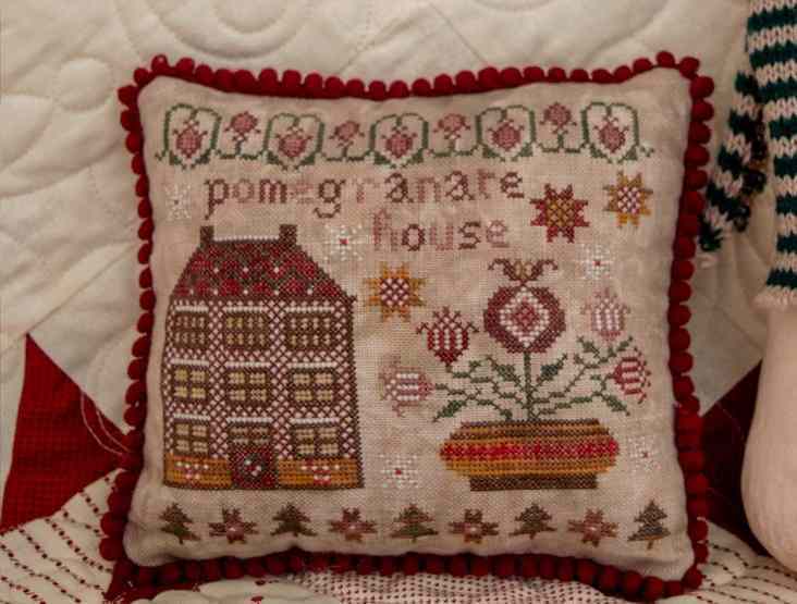 PomegranateHouse_ml Pansy patch quilts and stitchery - Peppermint lane series , Pomegranate House 7/9 – Image 1