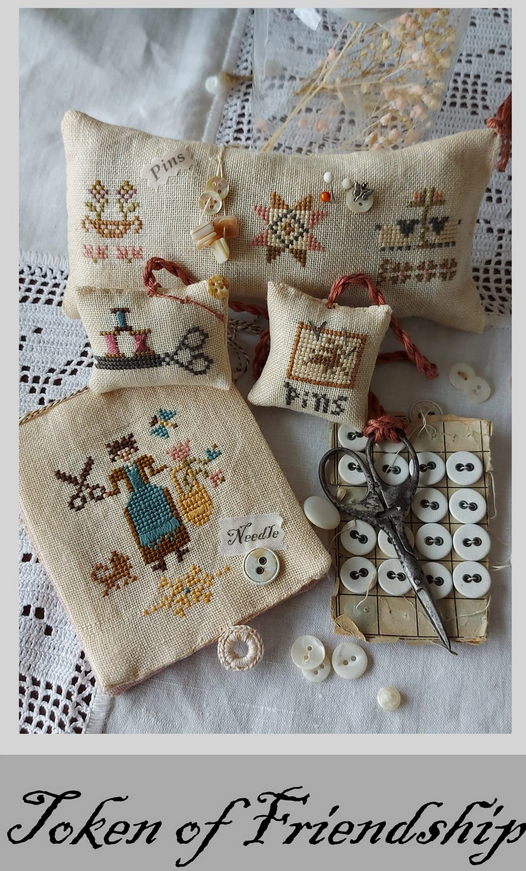 Screenshot_2022-05-16_at_18-59-50_Motif_de_point_de_croix_compte_Jeton_damitie_Coussin_Etsy_France_ml Nikyscreations - Token of friendship – Image 1