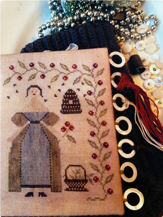 Winter beekeeper thread board - Stacy Nash Primitive – Image 1