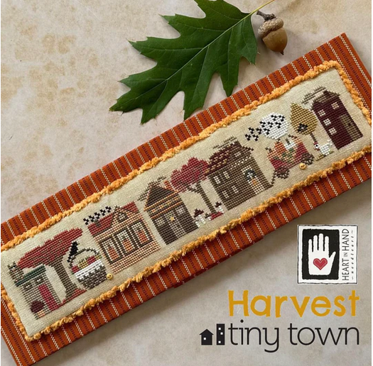 Harvest tiny town - Heart in hand