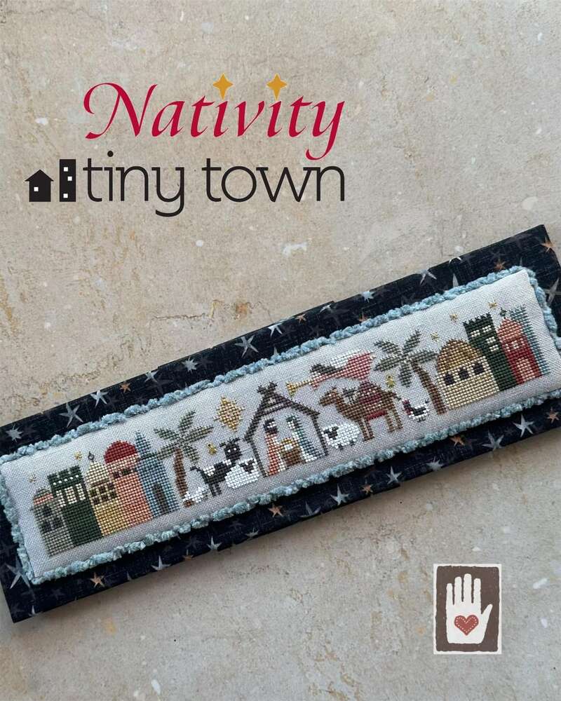 nativity-tiny-town-heart-in-hand_ml Nativity Tiny Townv - Heart in hand – Image 1