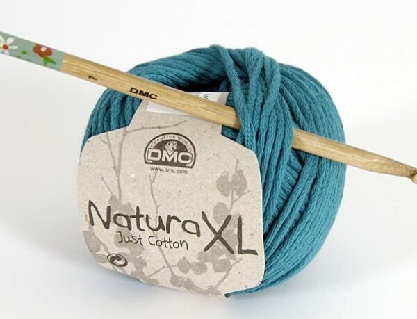 DMC - Crochet en Bambou n°7