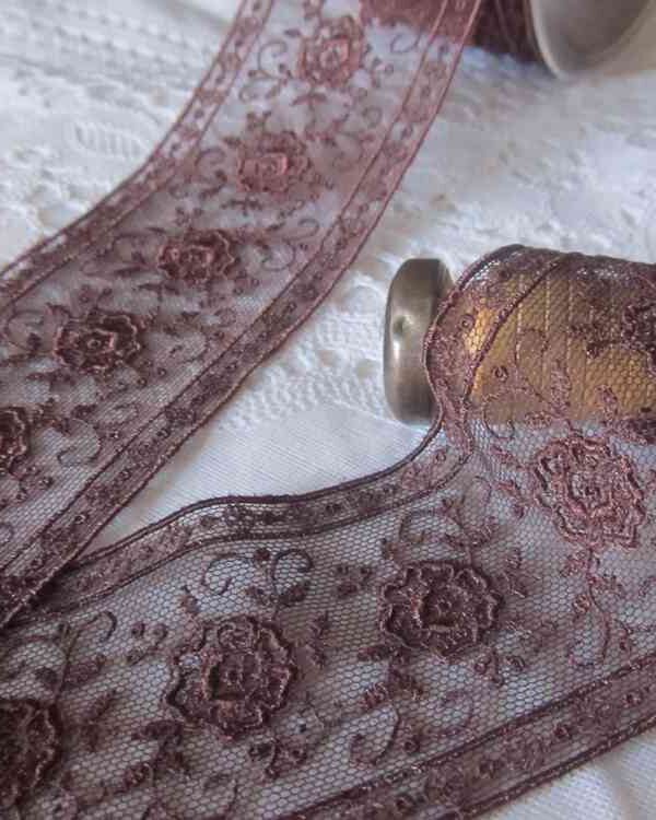 RS - Dentelle Brodée sur tulle Coloris Chocolat