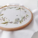 Tamar Nahir Yanai - Bird & wreath – Image 2