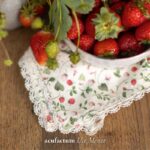 Acufactum - Cotton fabric Strawberry field (Champ de Fraises) – Image 3