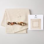 Kit de point de croix Nappe Fleurs et herbes - Rico Design – Image 4