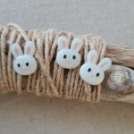 Bouton en résine – Petit lapin