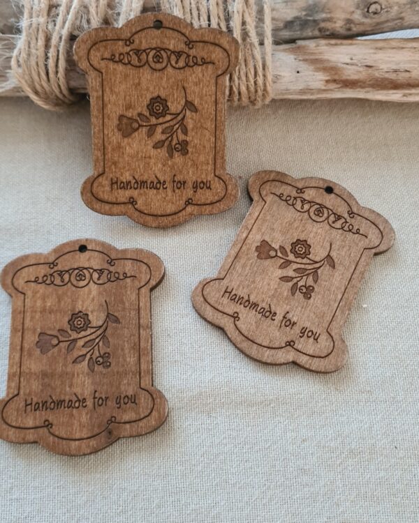 Cartonnette à fils en bois – Fleurettes country