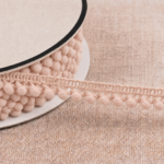 Mini pompons - Coloris Beige 040 – Image 2