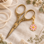 Porte clé ciseaux Marguerite Rose tendre